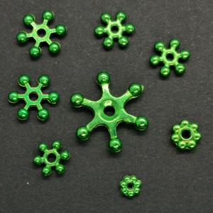 Metal Snowflake Christmas Tree Green